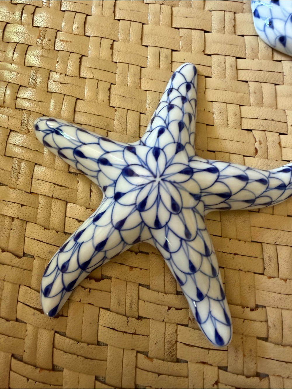 Vintage Nautical porcelain Star Fish Clam Conch Sea Shells (3) Blue/ White - Picture 6 of 13
